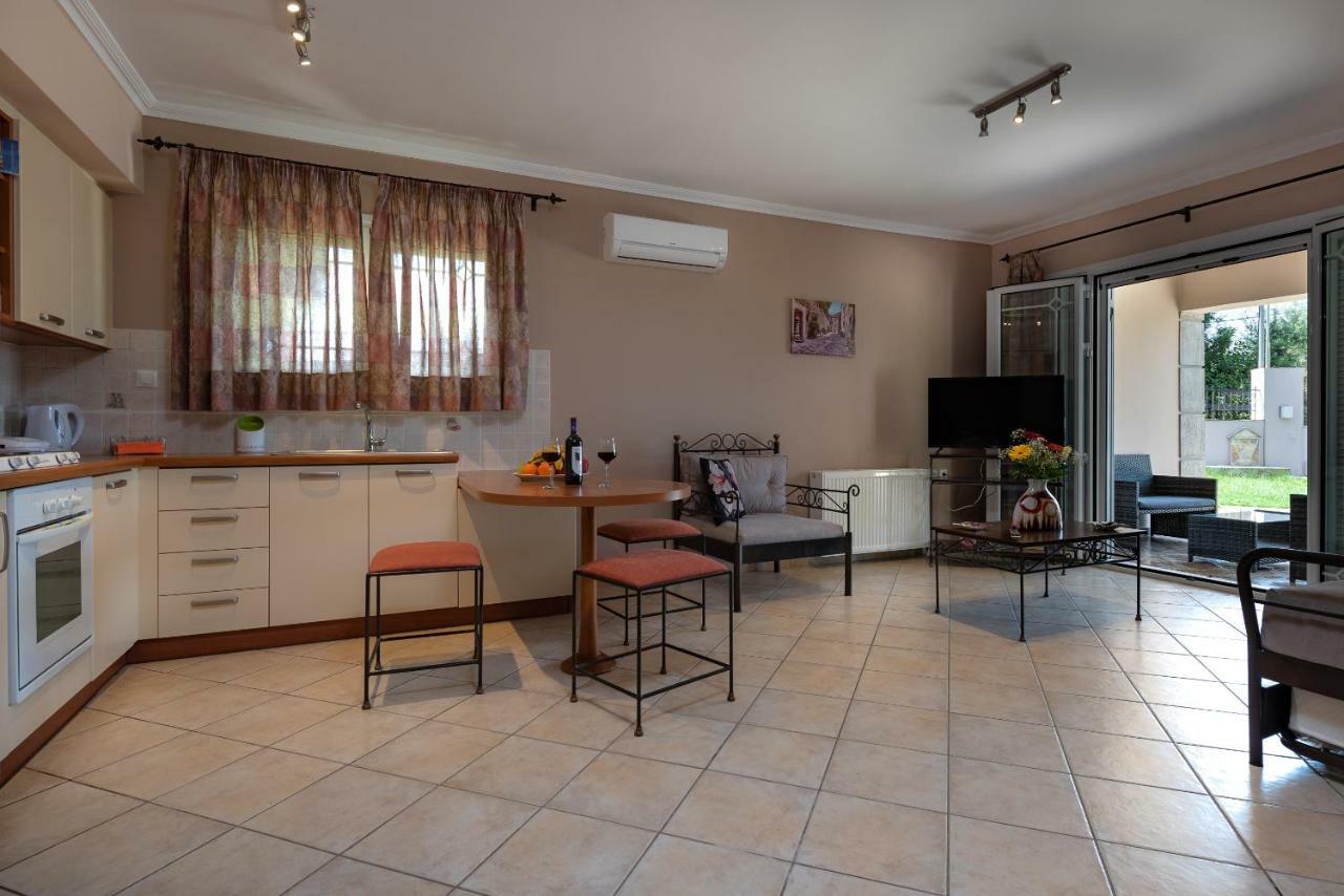 Sapfo Apartment 蒂锡利维 外观 照片